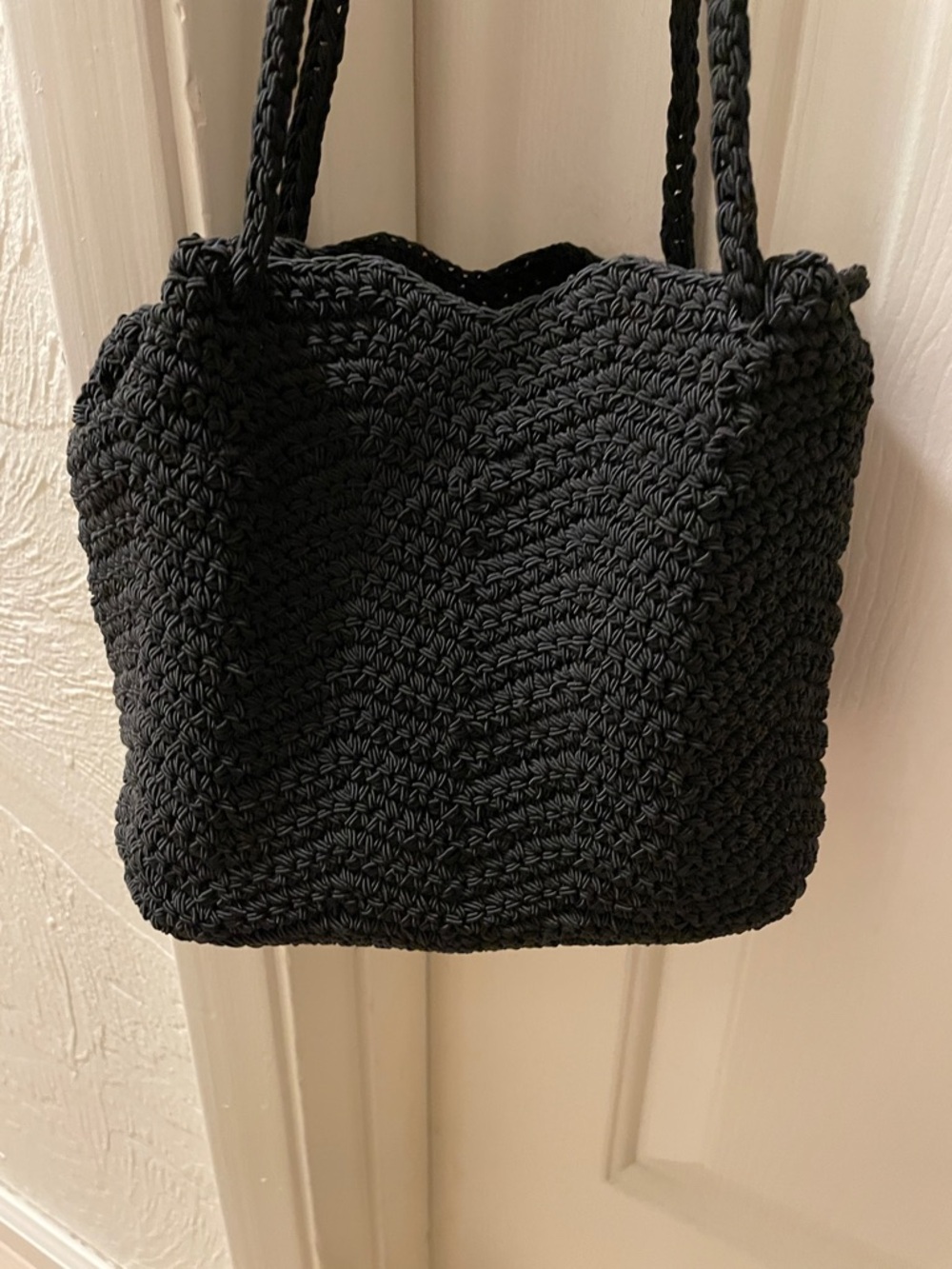 Express World Vintage Solid Black Woven Textured Lightweight Y2K Shoulder Bag